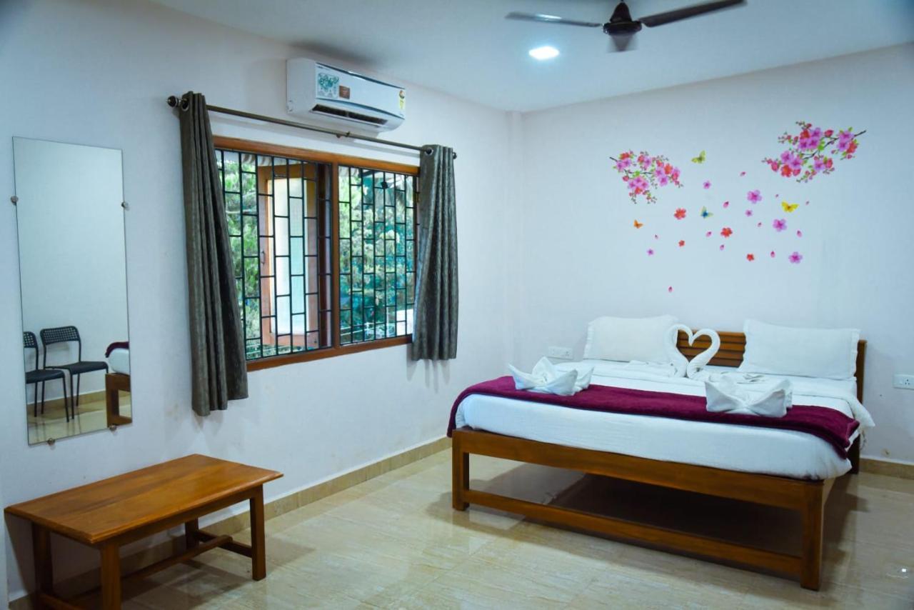 Idyllic Inn Calangute Goa Zewnętrze zdjęcie